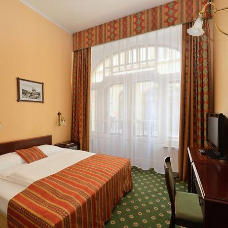 Palatinus Grand Hotel Pécs Zewnętrze zdjęcie